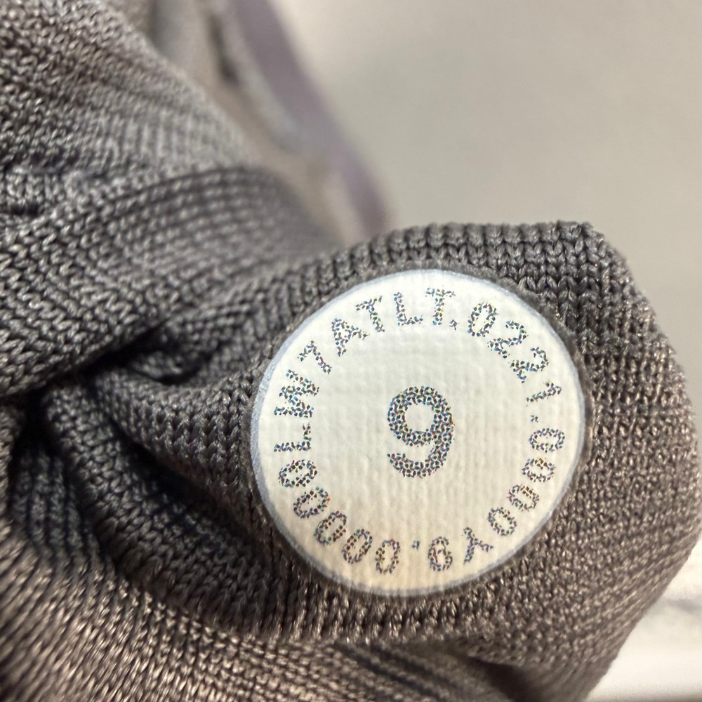 Lululemon Tracker Short V 4" Athletic Running Shorts Size 9 Heathered Black Gray - Picture 2 of 10